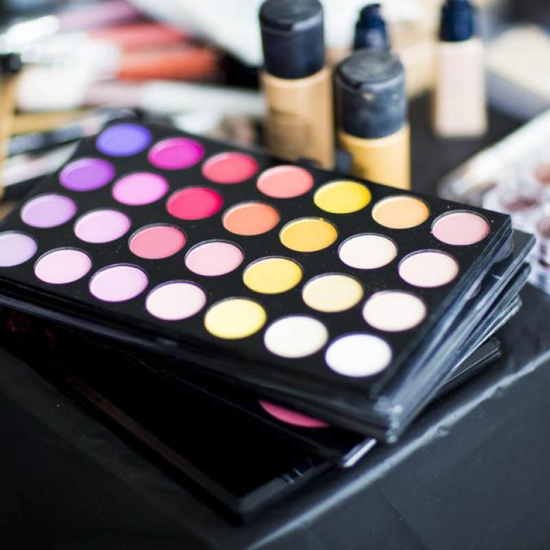 Eyeshadow Palette 18 Colours